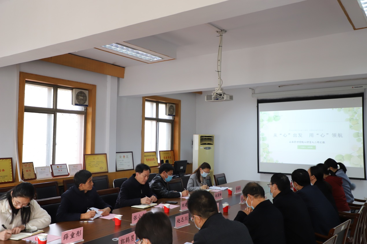 说明: C:\Users\Administrator\Desktop\20211027公司党委副书记刘建平到EMC易倍体育调研心理健康教育工作\IMG_6409.JPG